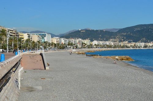 Plage Sainte-Hélène nice